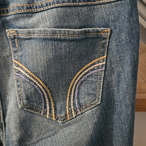 Hollister Skinny Jeans - Picture 4 of 6
